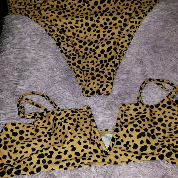 Womens cheetah print bikini.     Nwot - Picture 9 of 9